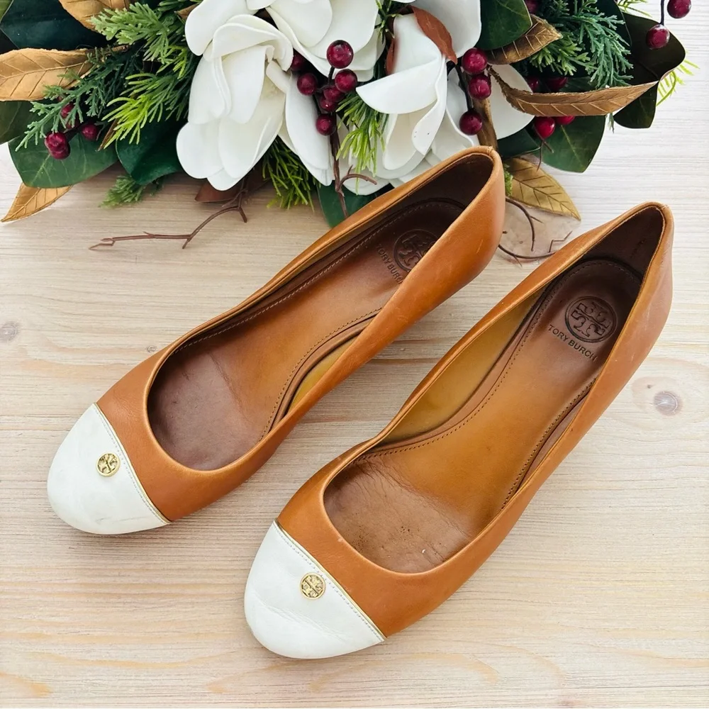 Tory Burch Women’s Tiffy Wedge Pumps Tan and‎ Cream Gold Wedges Size 10M